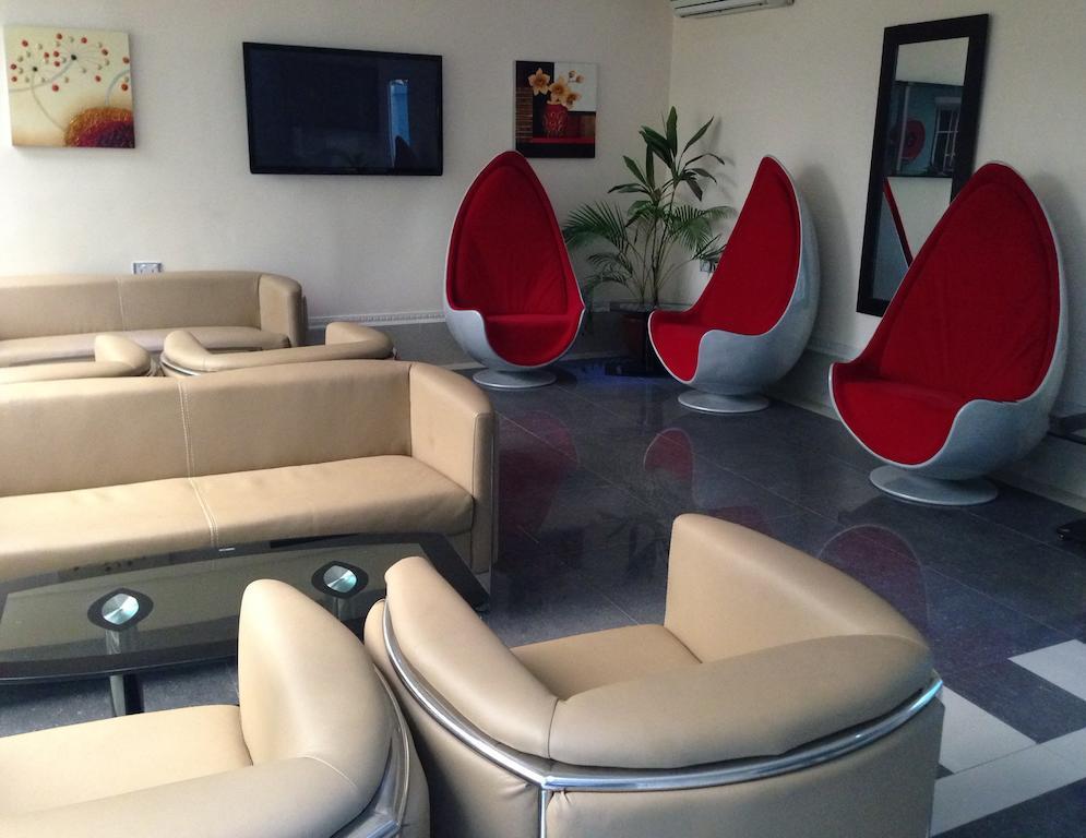 Primal Hotel Isaac John Gra Ikeja Extérieur photo